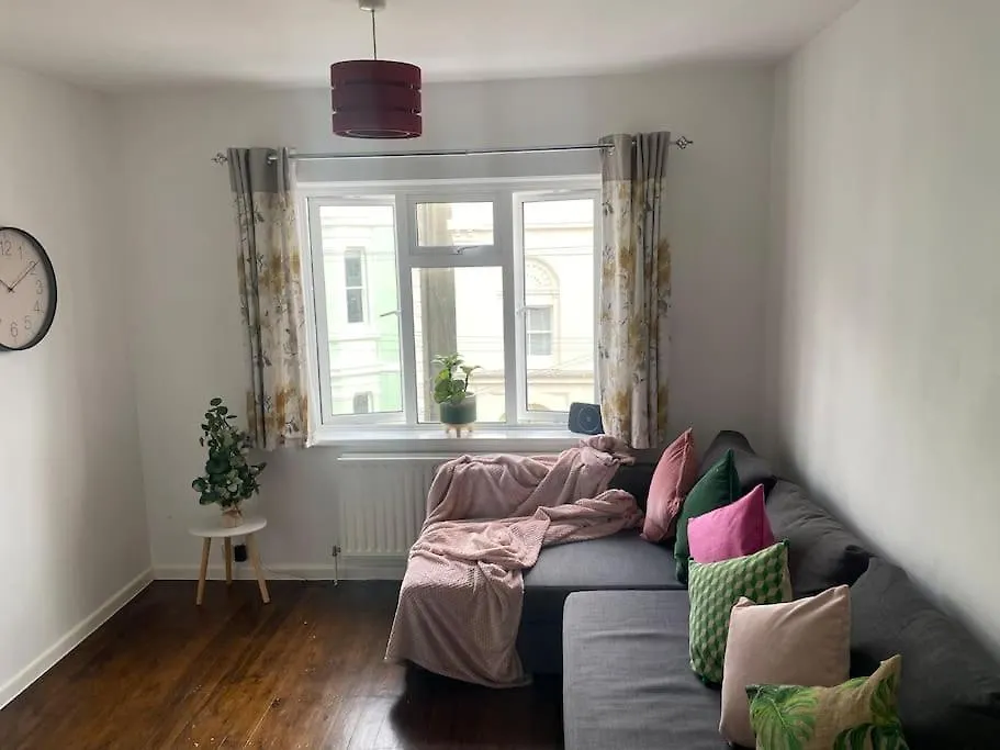 Brighton New Apartment Free Parking Sleeps 6 Reino Unido